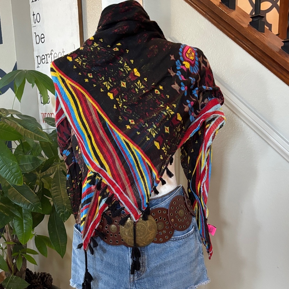 Very cool Betsy Johnson Colorful Patterned Scarf 🤩